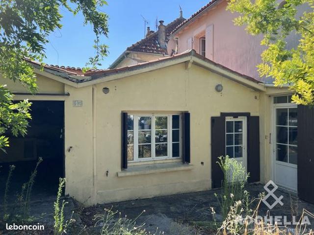 Maison vente à Saint-Jean-d'Angély, Saint-jean-d'angély