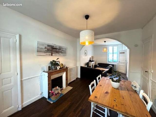 Maison vente à Angoulême, Aignes-et-puypéroux