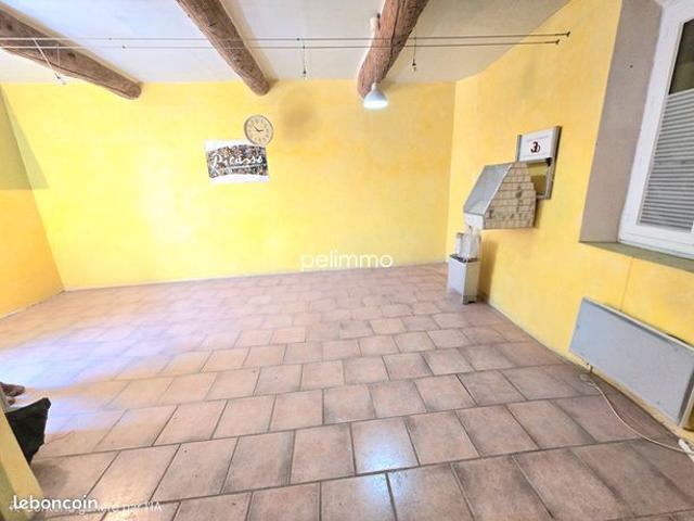 Maison vente à Aix-en-Provence, Eyguières