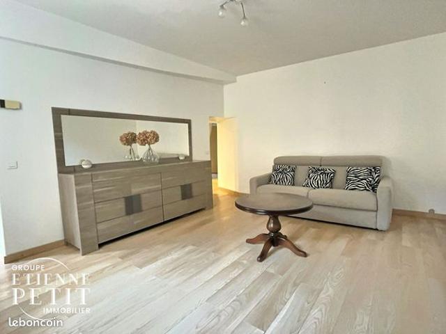 Maison vente à Saint-Germain-en-Laye, Saint-germain-en-laye