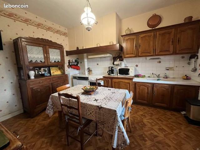 Maison vente à Nontron, Thiviers
