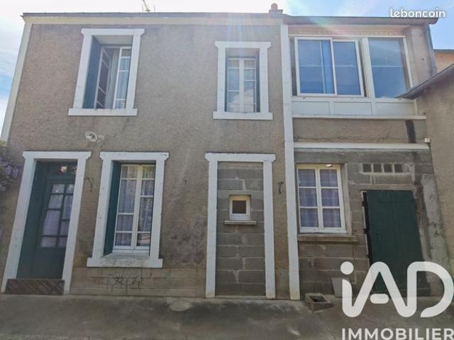 Maison vente à Saint-Amand-Montrond, Châteaumeillant