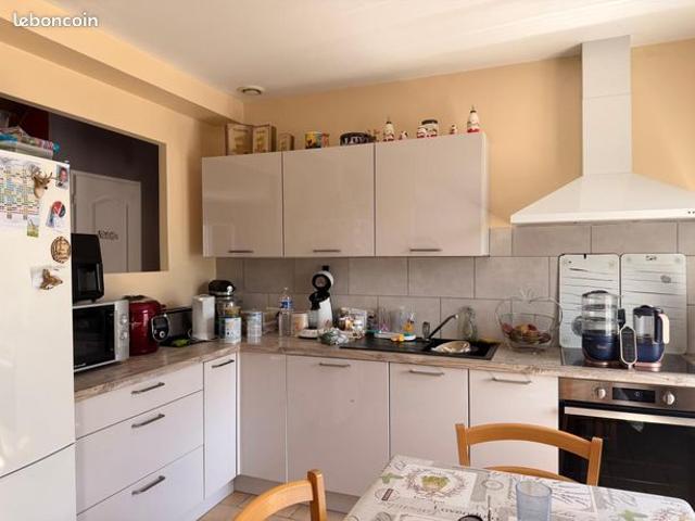 Maison vente à Bourges, Annoix
