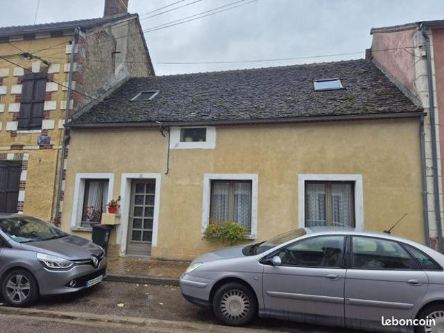 Maison vente à Auxerre, Saint-sauveur-en-puisaye