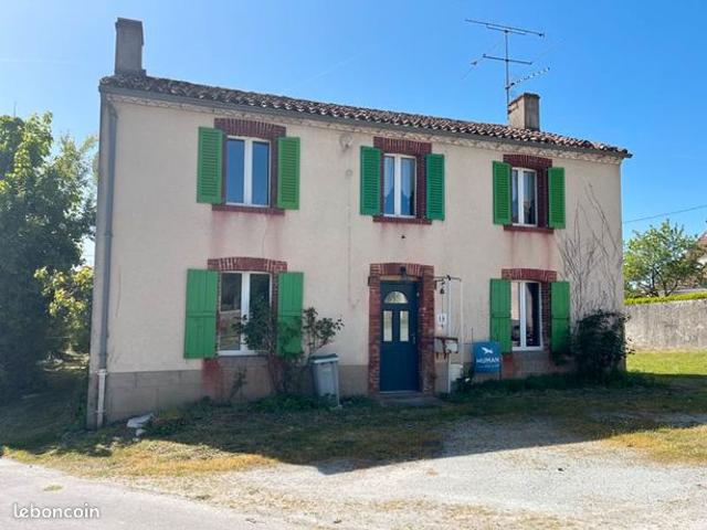 Maison vente à Bellac, Le Dorat