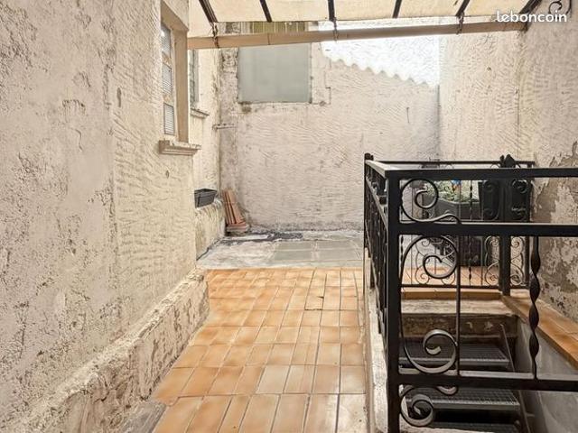 Maison vente à Nîmes, Beaucaire