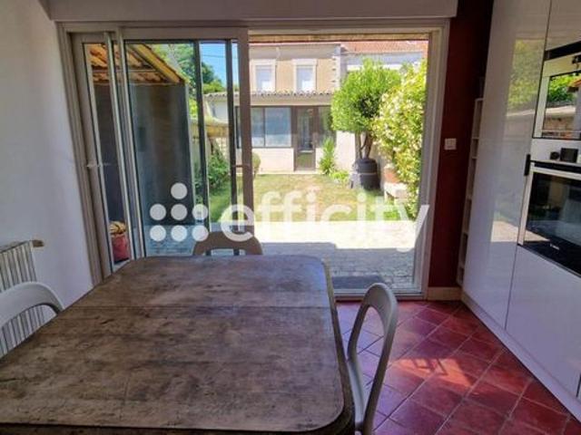 Maison vente à Angoulême, Aignes-et-puypéroux
