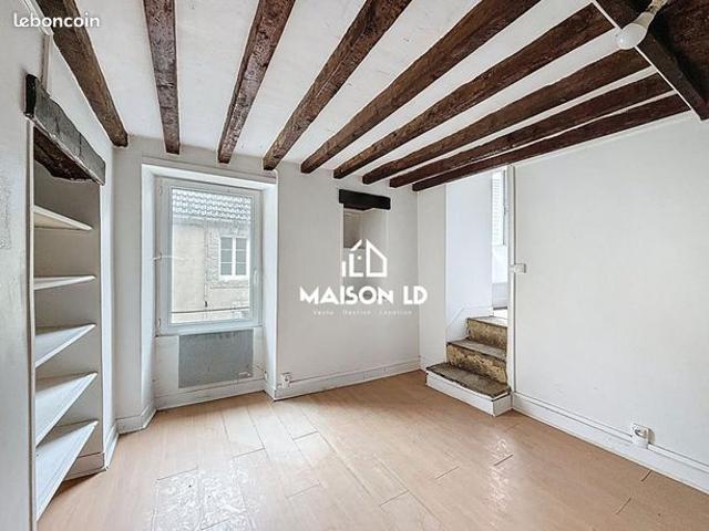 Maison vente à Argentan, Nécy