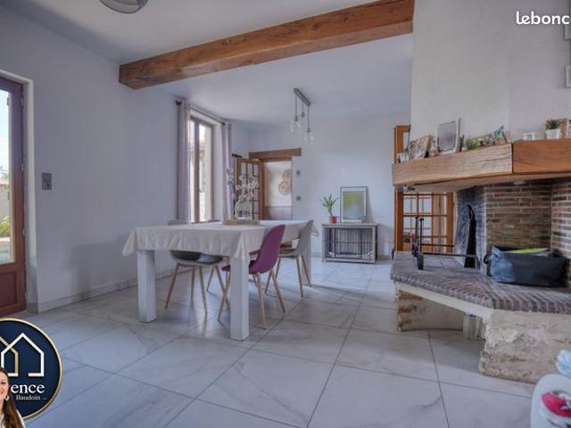 Maison vente à Nogent-le-Roi, Eure-et-Loir
