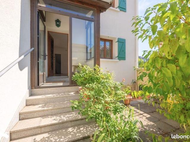 Maison vente à Nanterre, Puteaux