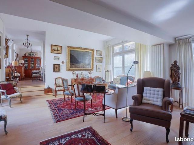 Maison vente à Versailles