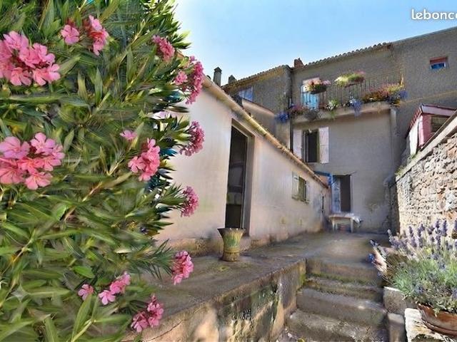 Maison vente à Angoulême, Aignes-et-puypéroux