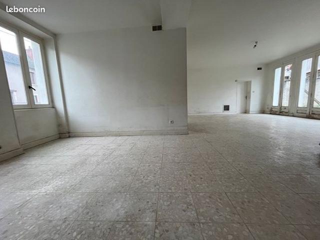 Maison vente à Saint-Amand-Montrond, Saint-amand-montrond