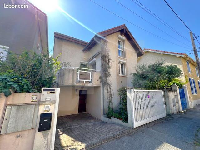 Maison vente à Grenoble