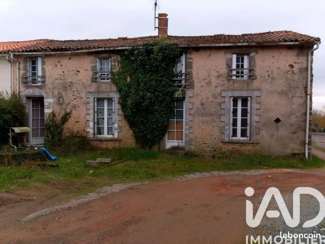 Maison vente à Fontenay-le-Comte, Menomblet