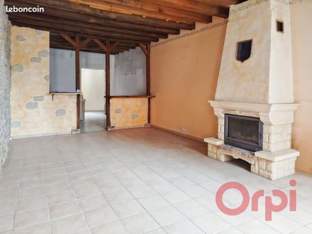 Maison vente à Nevers, Saint-pierre-le-moûtier