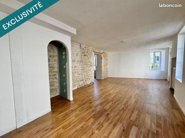 Maison vente à Fontenay-le-Comte, Fontenay-le-comte