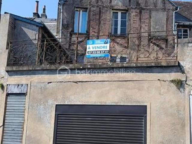 Maison vente à Loches, Château-renault