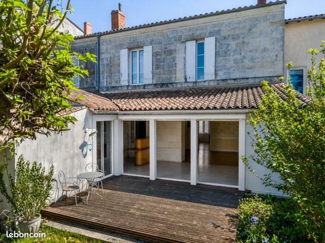 Maison vente à Saintes