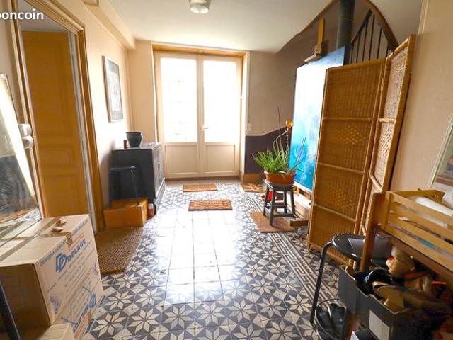 Maison vente à Confolens, Aigre