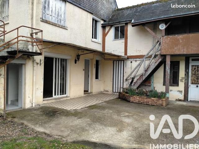 Maison vente à Loches, Château-renault