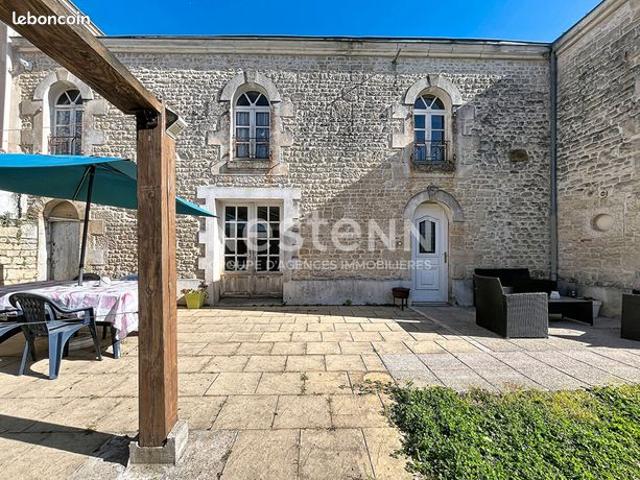 Maison vente à Fontenay-le-Comte, Luçon