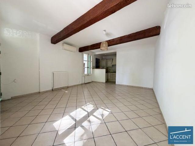 Maison vente à Arles, Bouches-du-Rhône