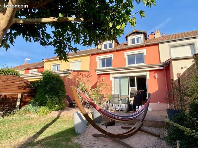 Maison vente à Arnage, Sarthe