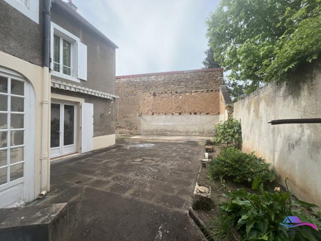 Maison vente à Saint-Amand-Montrond, Châteaumeillant