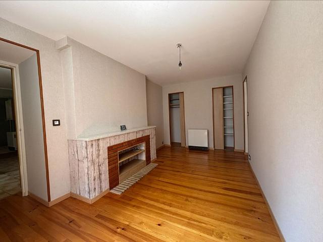 Maison location à Montmorillon, Civray