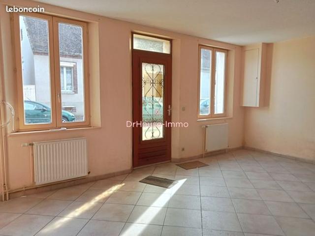 Maison vente à Montargis, Gy-les-nonains