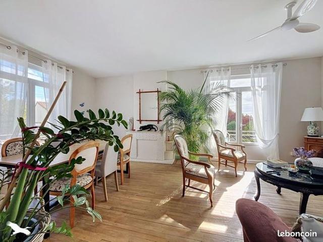 Maison vente à Châteauneuf-sur-Charente, Charente