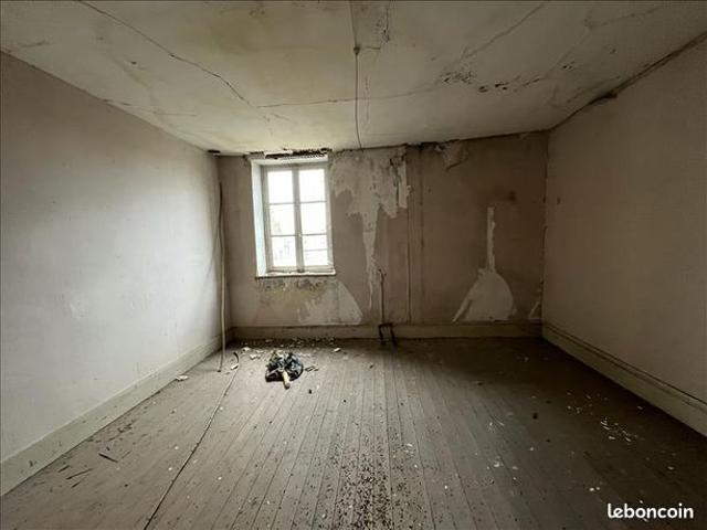 Maison vente à Saint-Amand-Montrond, Charenton-du-cher