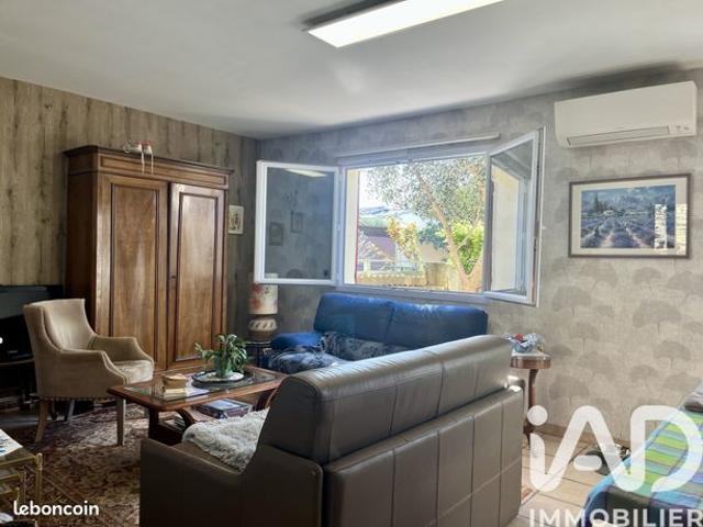 Maison vente à Aix-en-Provence, Lambesc