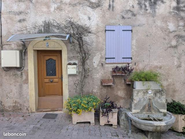 Maison vente à Arrondissement de Toulon, Solliès-toucas