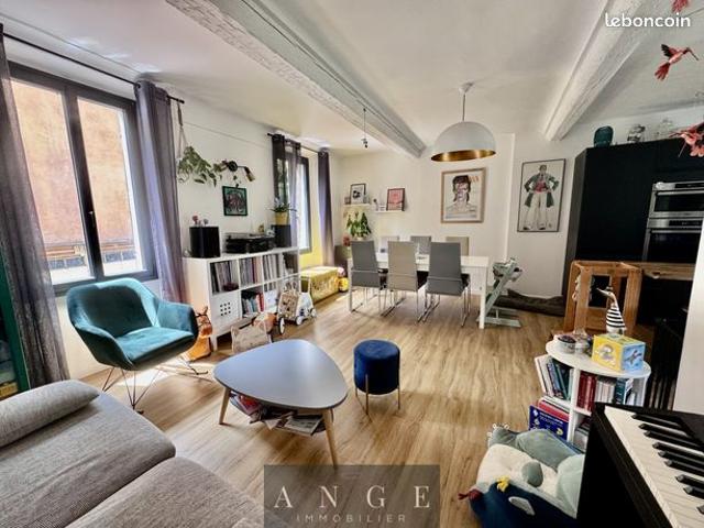 Maison vente à Arrondissement de Toulon, Solliès-toucas