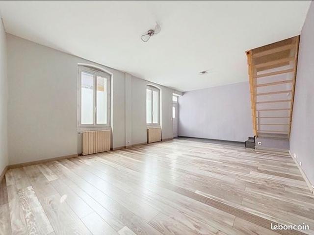 Maison vente à Bourgoin-Jallieu, Isère