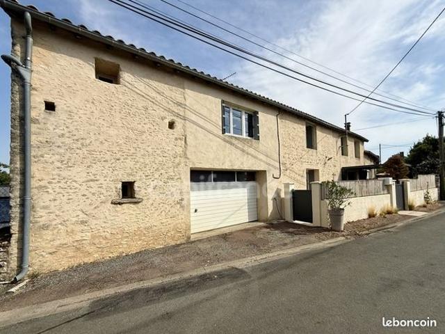 Maison vente à Agen, Cours