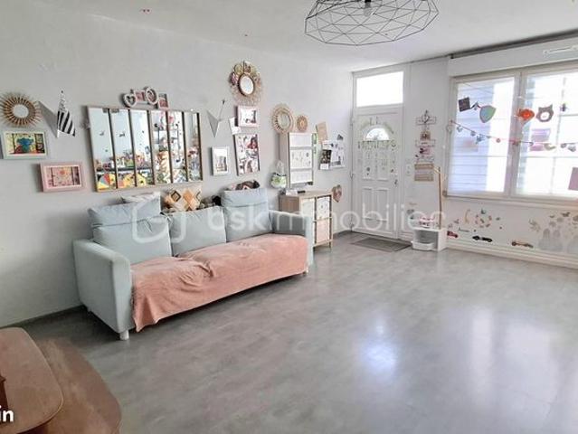 Maison vente à Loches, Château-renault