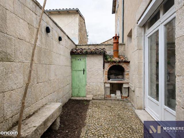 Maison vente à Angoulême, Montemboeuf