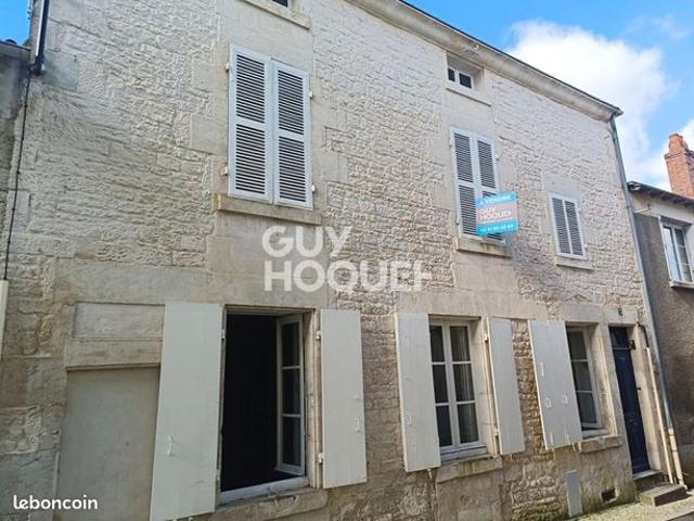 Maison vente à Fontenay-le-Comte, Fontenay-le-comte
