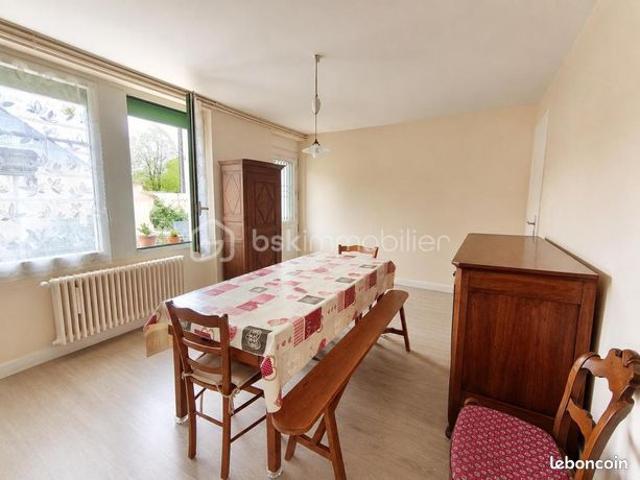 Maison vente à Bourges, Civray