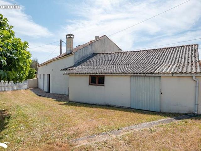 Maison vente à Saintes, Gémozac