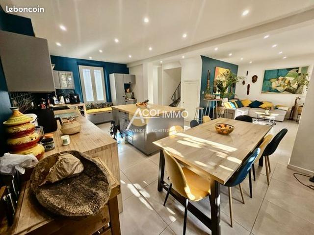 Maison vente à Arrondissement de Toulon, Toulon