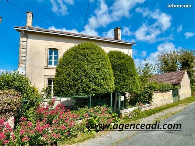 Maison vente à Niort, La Crèche