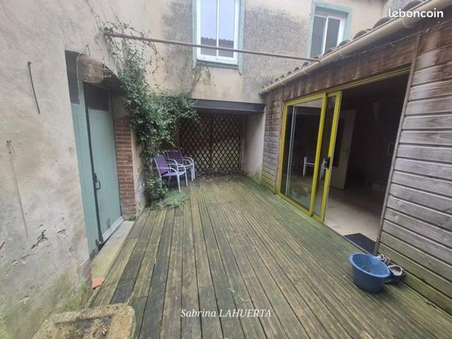 Maison vente à Nérac, Mézin