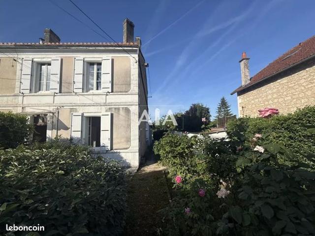 Maison vente à Angoulême, Aignes-et-puypéroux