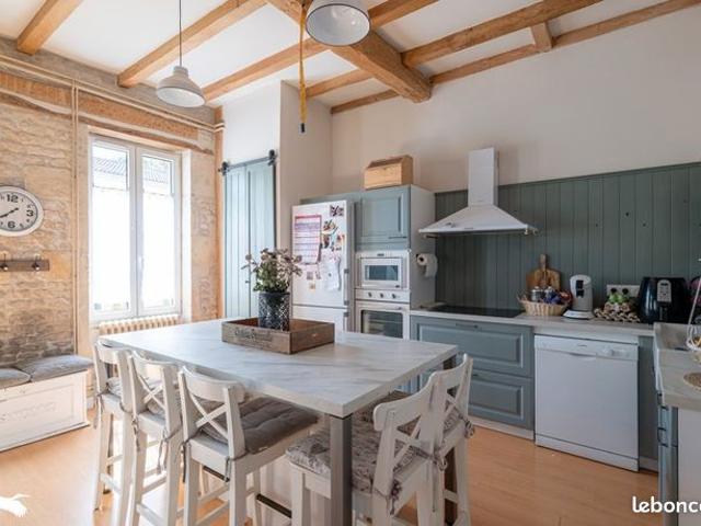 Maison vente à Saint-Jean-d'Angély, Matha