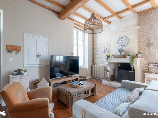 Maison vente à Saint-Jean-d'Angély, Matha