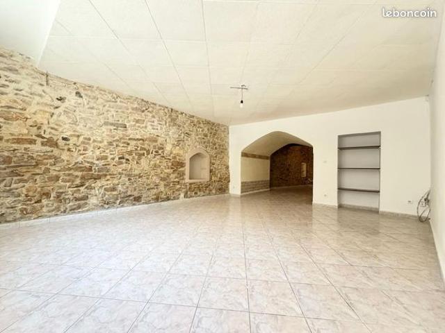 Maison vente à Nîmes, Uchaud